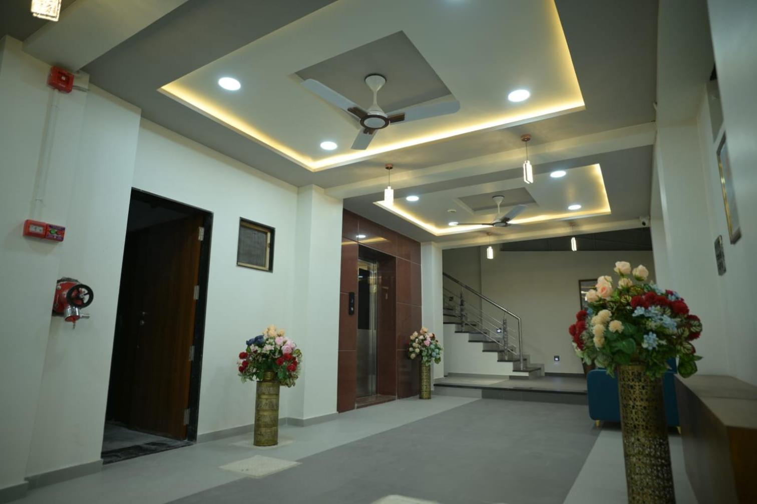 Hotel Aagman Palanpur ภายนอก รูปภาพ
